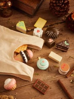 Hot Sale 🤩 Pouch with Cakes & Chocolates in FSC® Wood - beige light solid with design, Toys 🧨